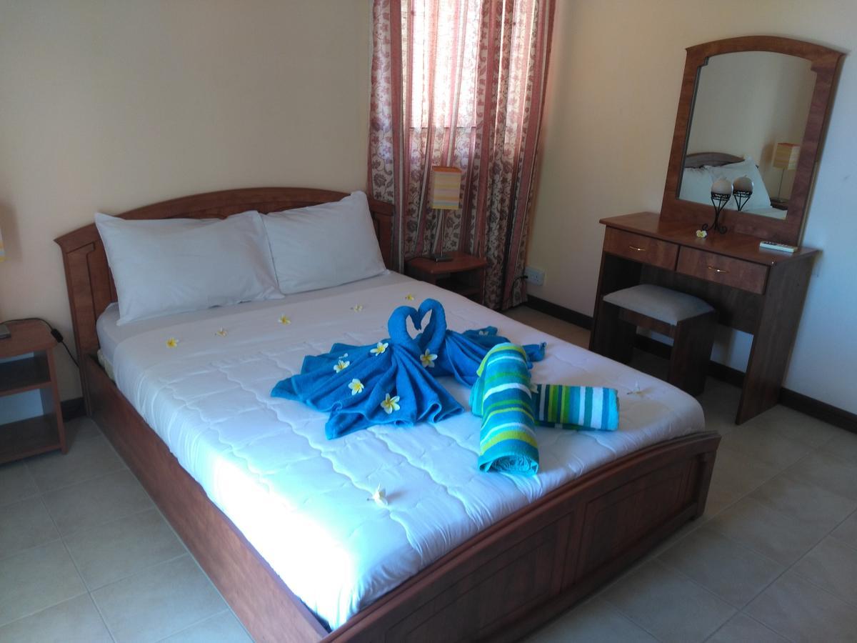 Sweet Escape Villa Flic en Flac Экстерьер фото